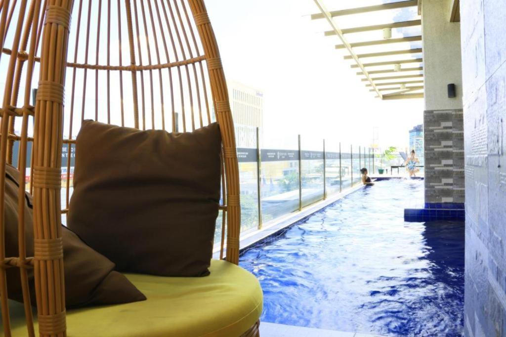 Joyful Hub With Netflix At Sunvida Cebu Exterior foto